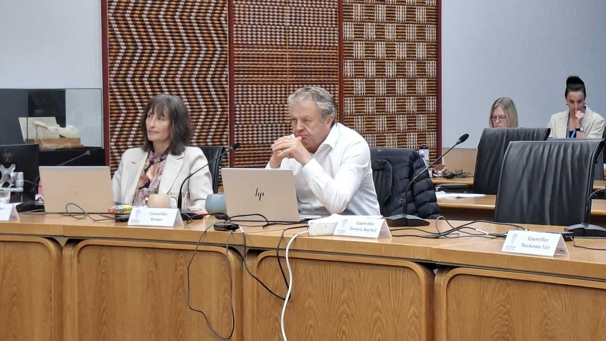 Rotorua rejoins Bay of Plenty reform talks after dramatic council vote