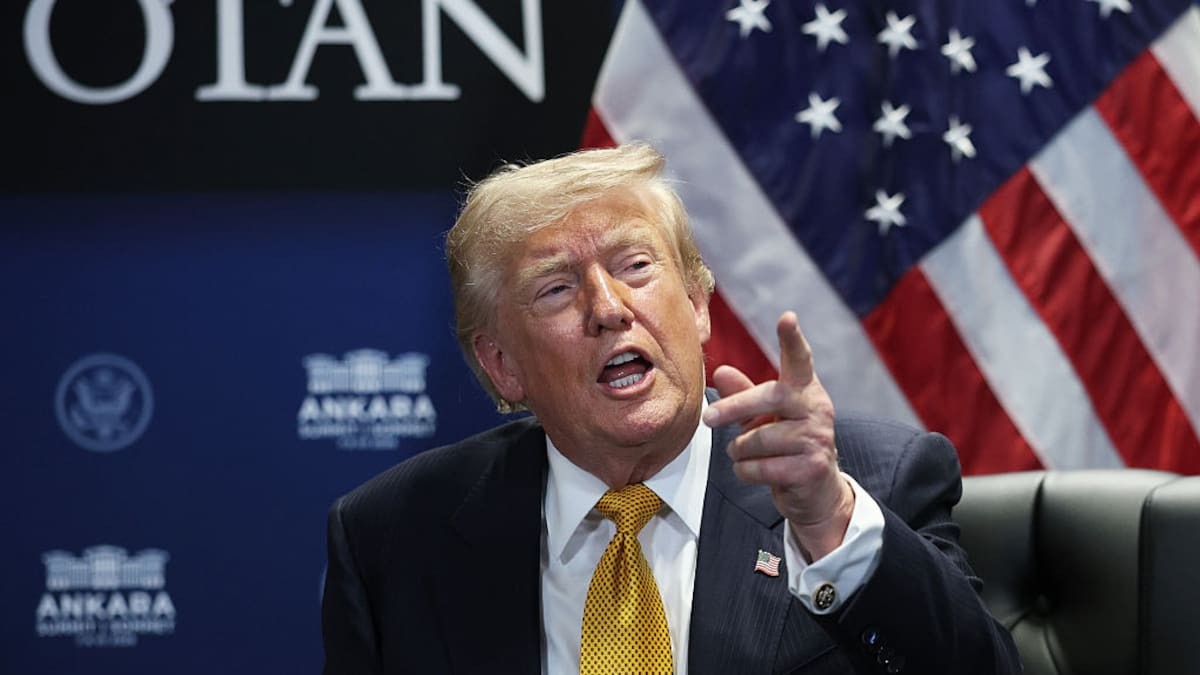 Trump's Iran War Reopens: A Political Nightmare He Can't Escape