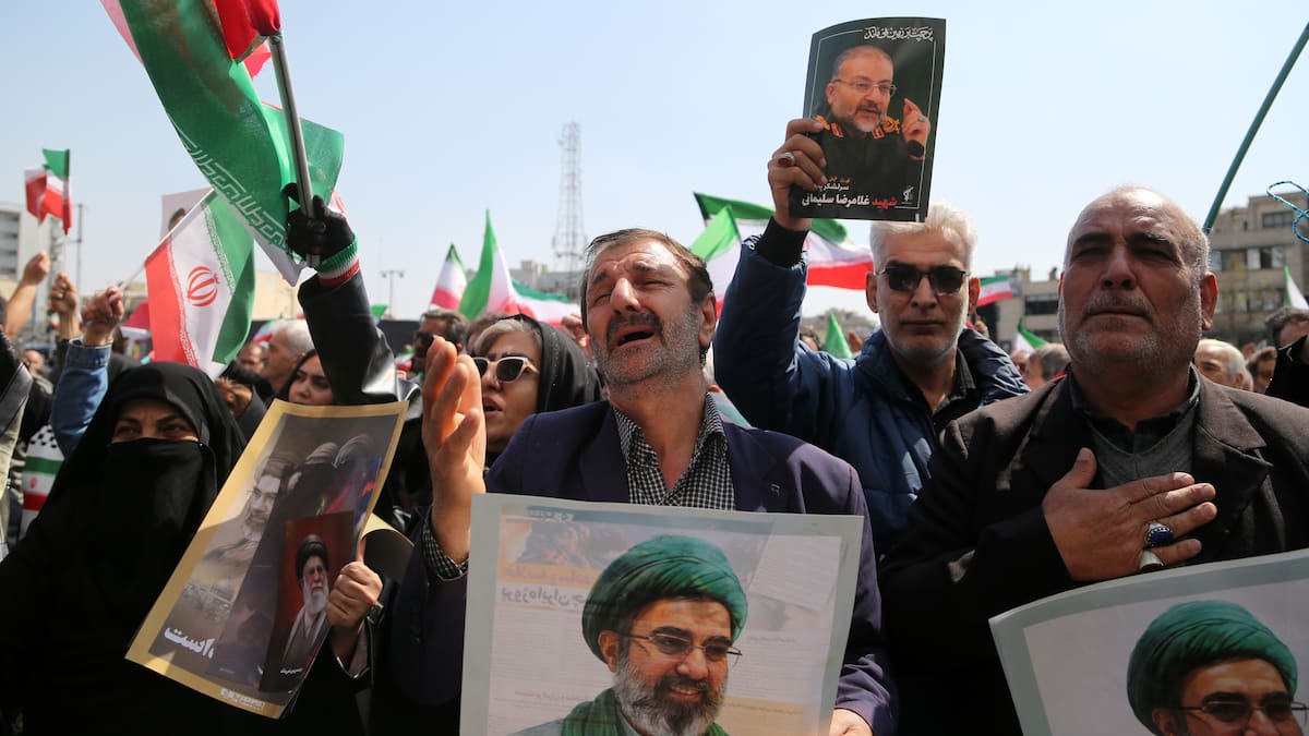 Iran's Critical Choice: Diplomacy or Destruction After Key Leader's Death