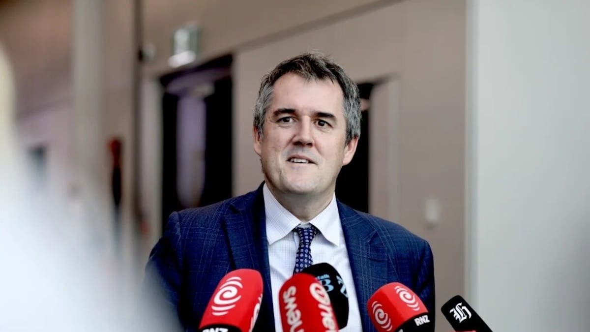 NZ's 30-Year Infrastructure Plan Wins Rare Cross-Party Backing